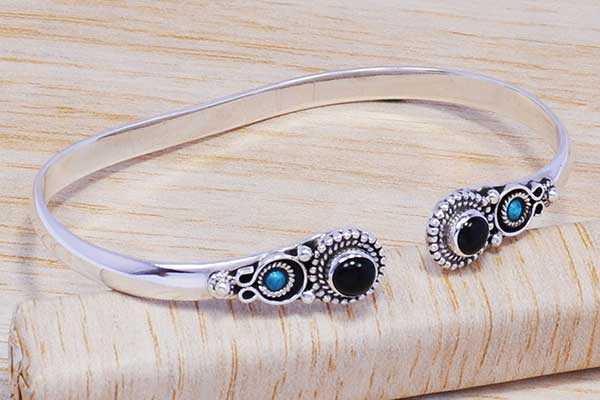 925 Silver Rainbow moonstone And Carnelian Silver Bangle