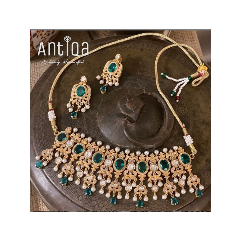 Mughal Style Emerald Doublet Chocker Necklace And Earrings Set Studded With Polki & Diamonds