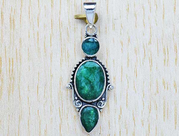 Emerald 925 Silver Earring