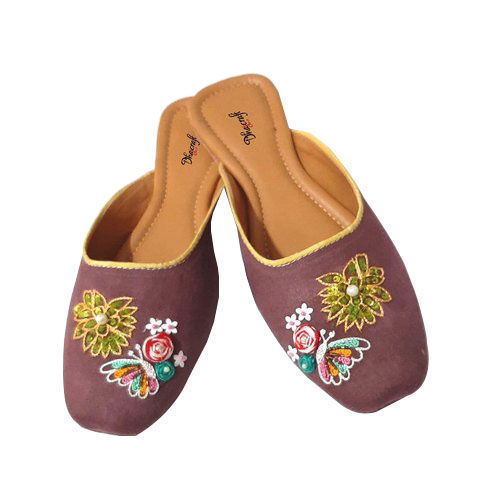 Ladies Embroidery Purple Jutti