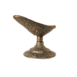 AJN-25 Brass Diya Stand