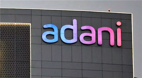 Adani Green to invest ₹2-lakh cr in expansion till 2030